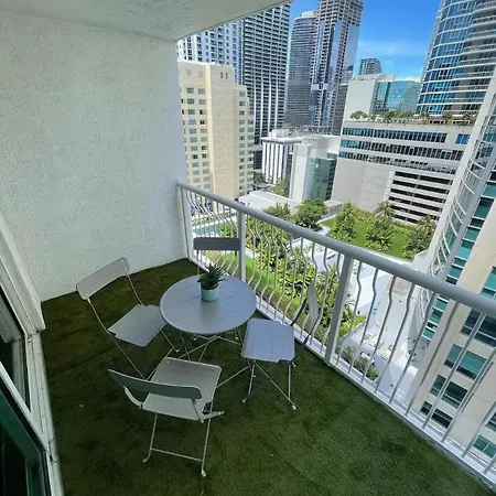Studios In Brickell With Pool, Gym, Free Parking And Game Room Miami Exterior photo