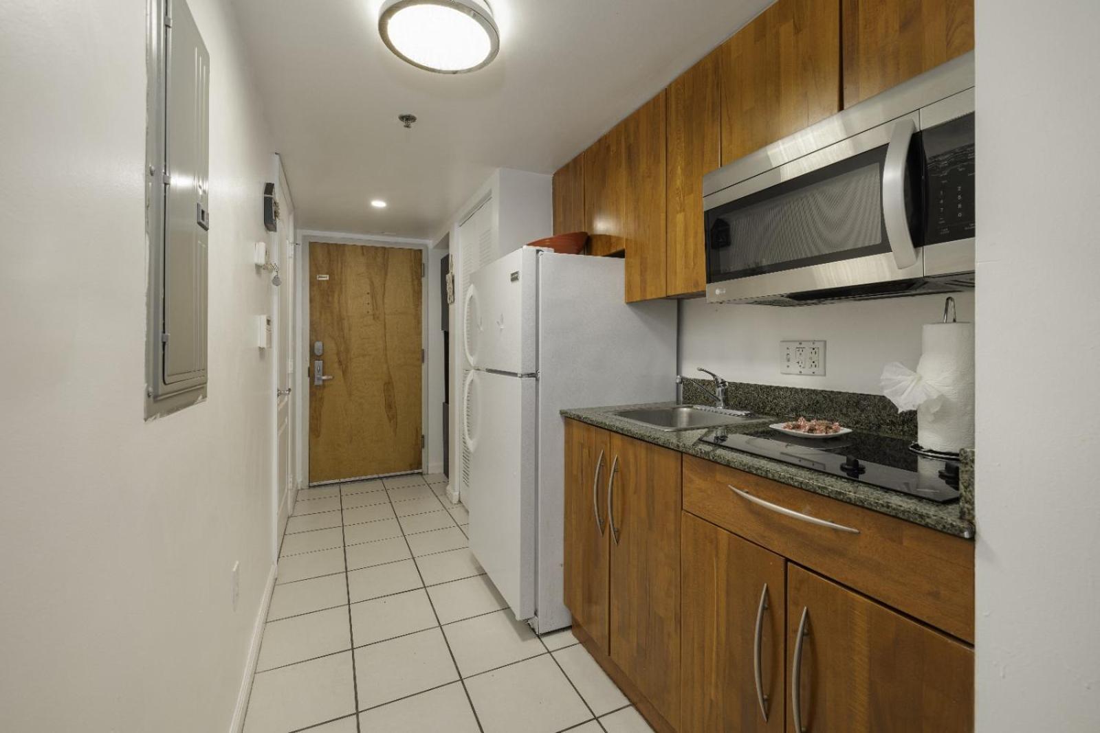 In Brickell With Pool, Gym, Free Parking And Game Apartamento Miami