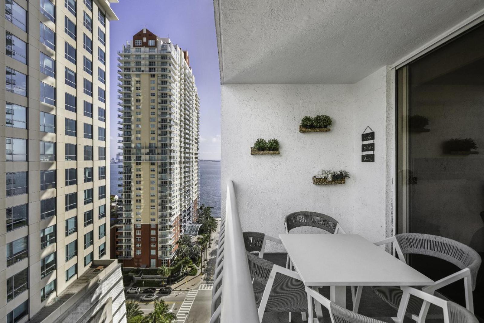 In Brickell With Pool, Gym, Free Parking And Game Apartamento